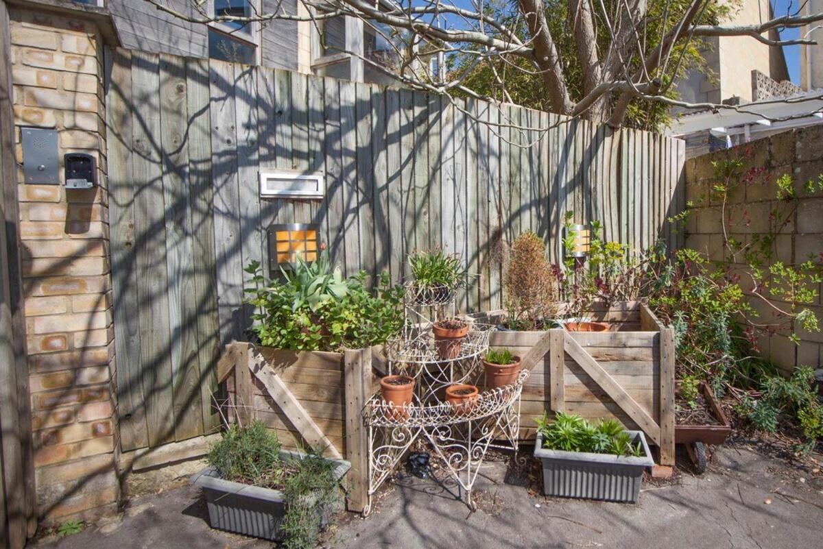 ※ Relaxing Home- Parking & Gorgeous Gardens Bath Buitenkant foto