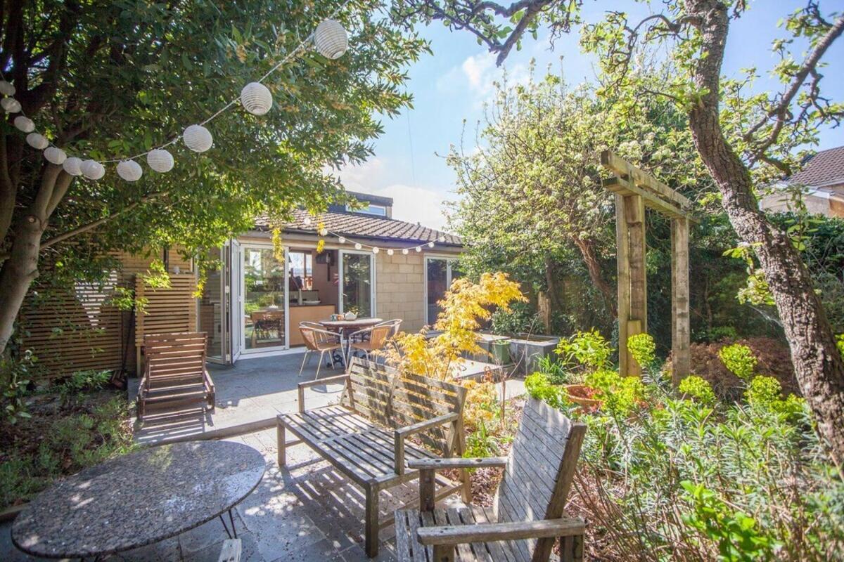 ※ Relaxing Home- Parking & Gorgeous Gardens Bath Buitenkant foto